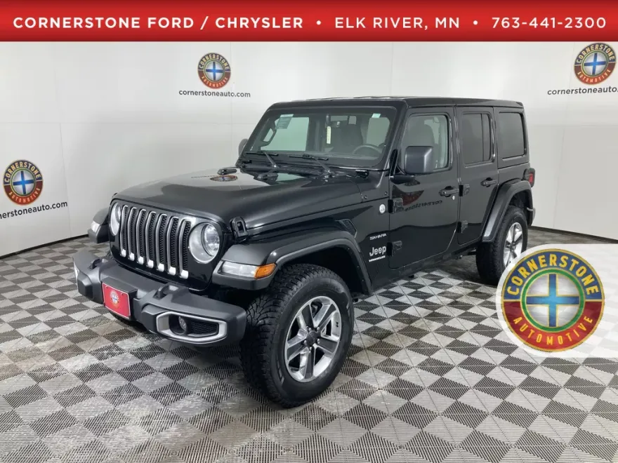 2023 Jeep Wrangler Sahara photo 1