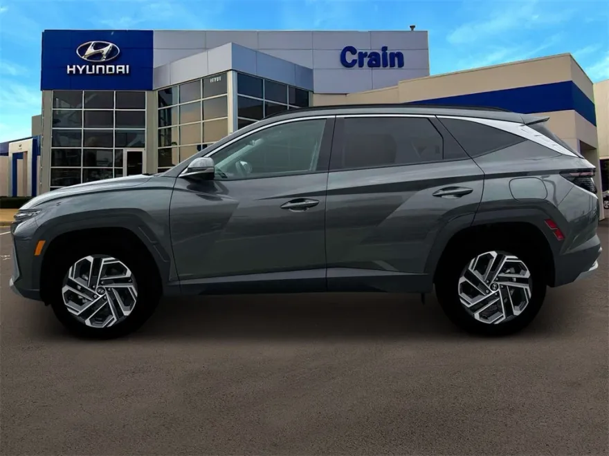 2025 Hyundai Tucson Hybrid Limited photo 1