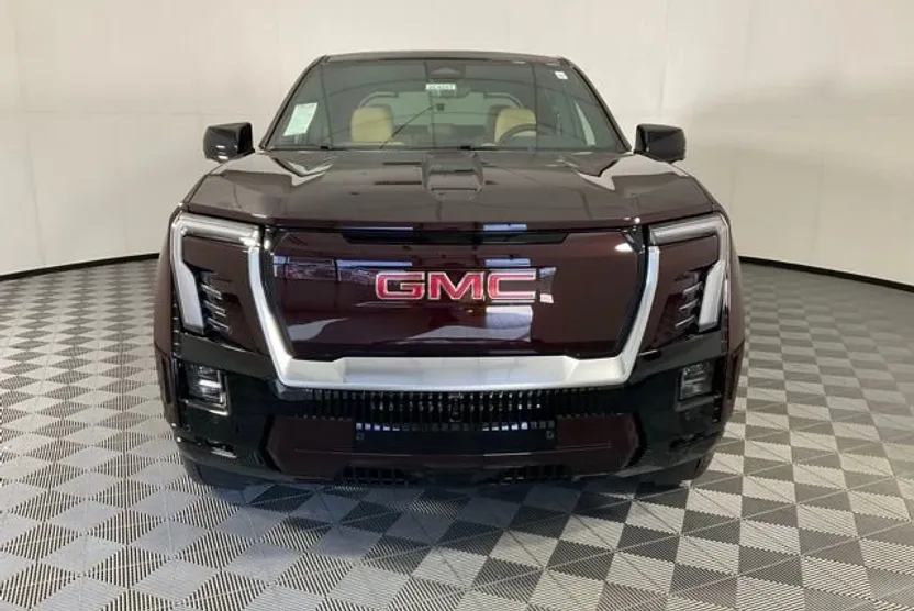 2026 Gmc Sierra EV Denali photo 1