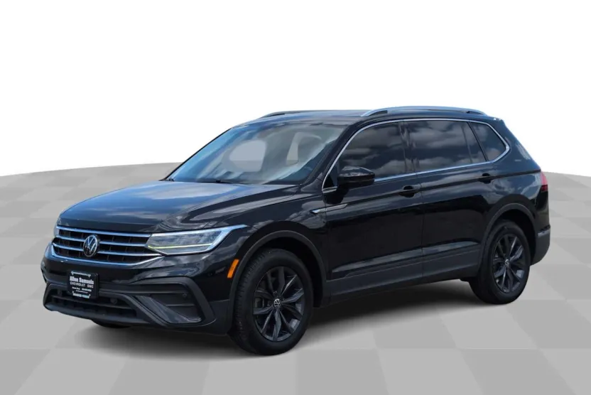 2022 Volkswagen Tiguan SE photo 1