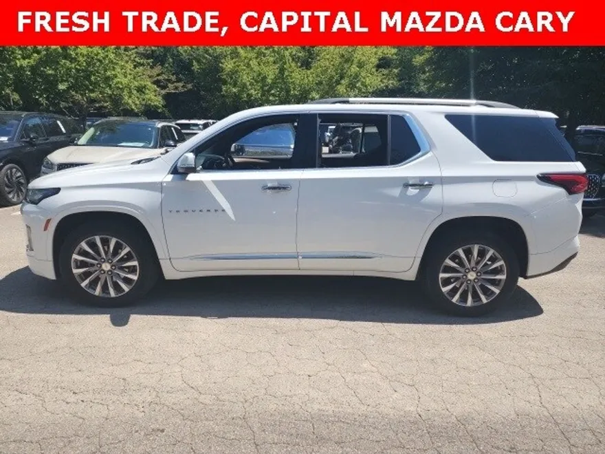 2022 Chevrolet Traverse Premier photo 1