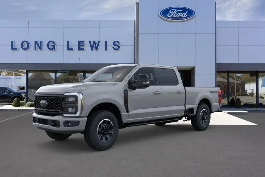 2025 Ford F-250 Lariat photo 1
