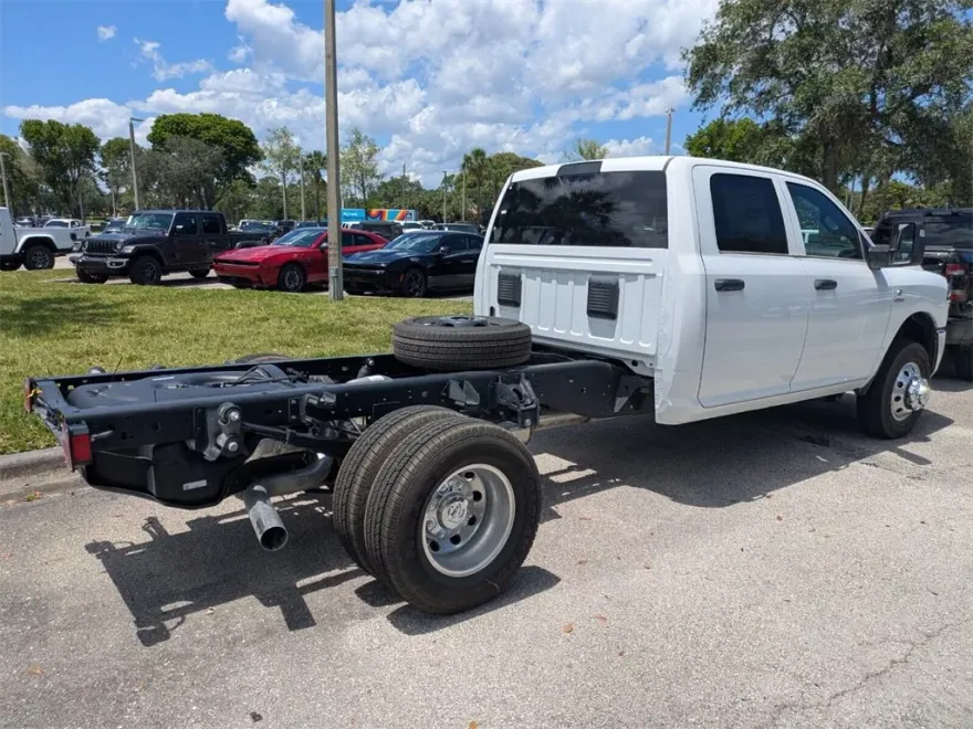 2026 Ram 3500 Tradesman photo 1