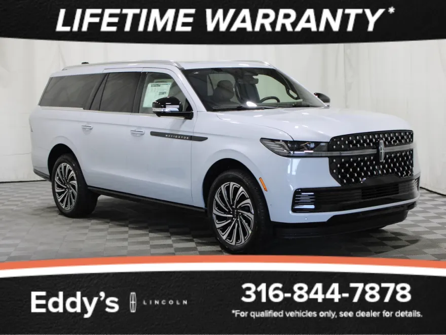 2025 Lincoln Navigator Black Label photo 1