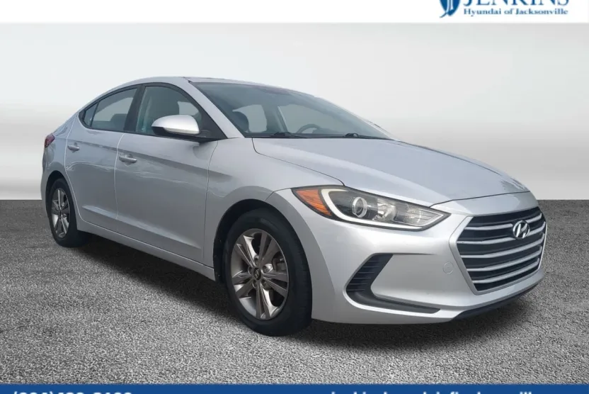 2017 Hyundai Elantra SE photo 1
