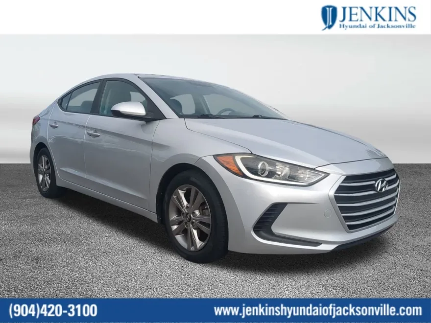 2017 Hyundai Elantra SE photo 1