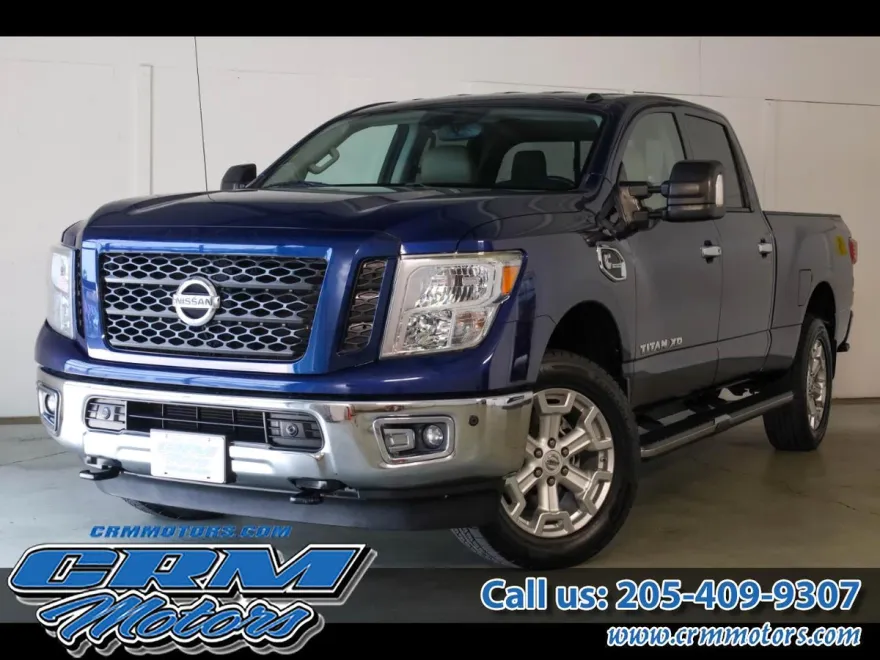 2019 Nissan Titan Crew Cab SV photo 1