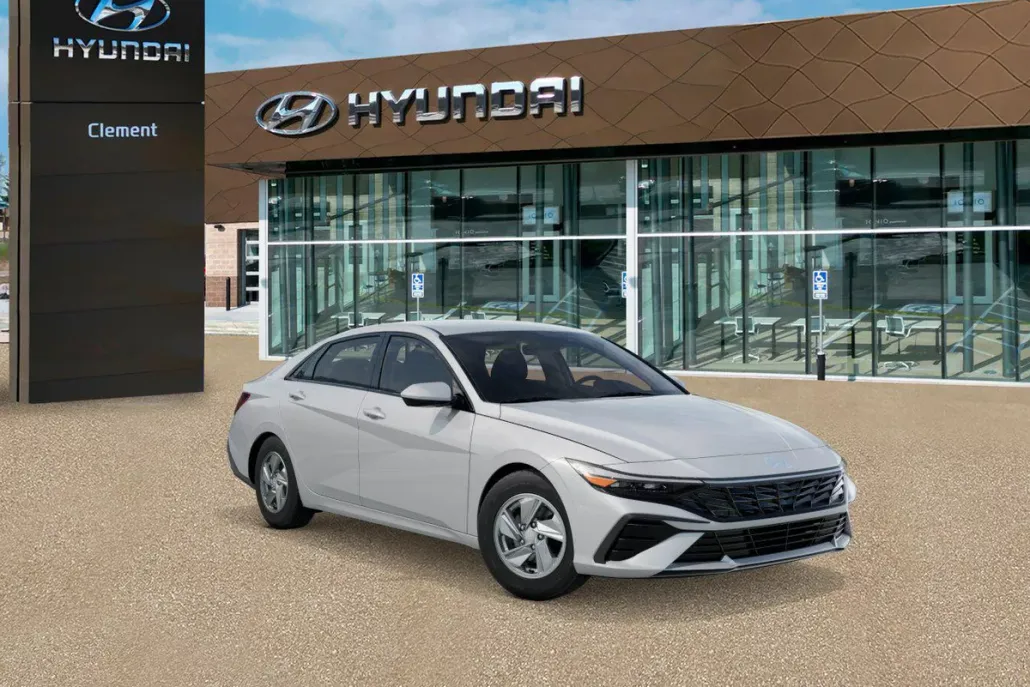 2025 Hyundai Elantra SE photo 1