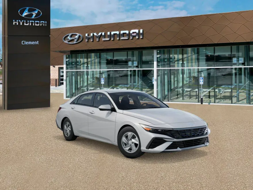 2025 Hyundai Elantra SE photo 1