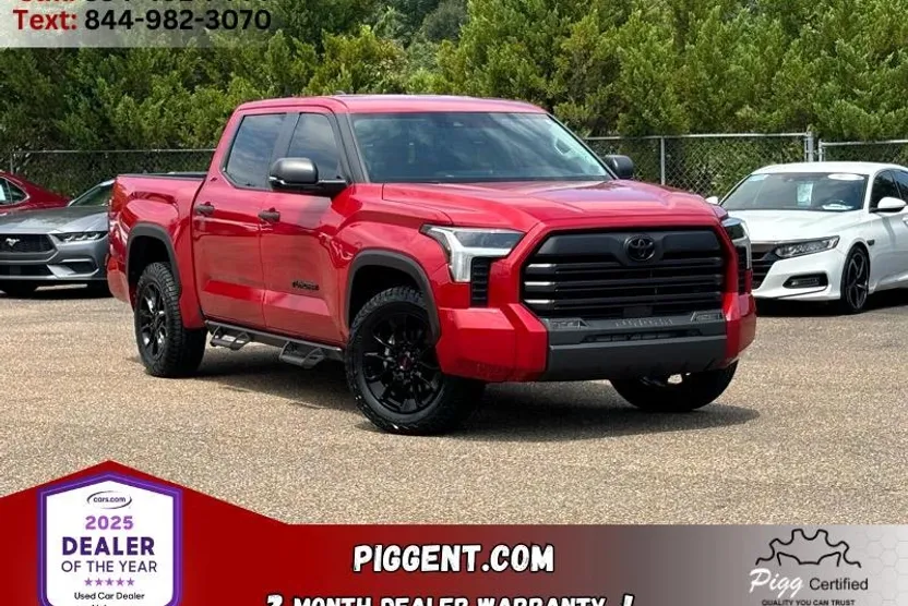 2024 Toyota Tundra SR5 photo 1