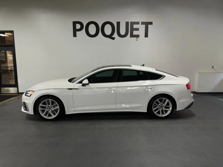 2023 Audi A5 45 S line Prestige photo 1