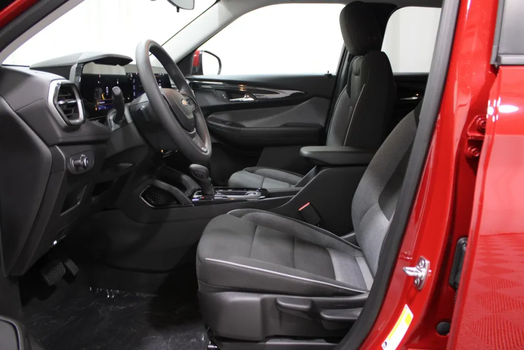 2026 Chevrolet Trailblazer LT photo 1