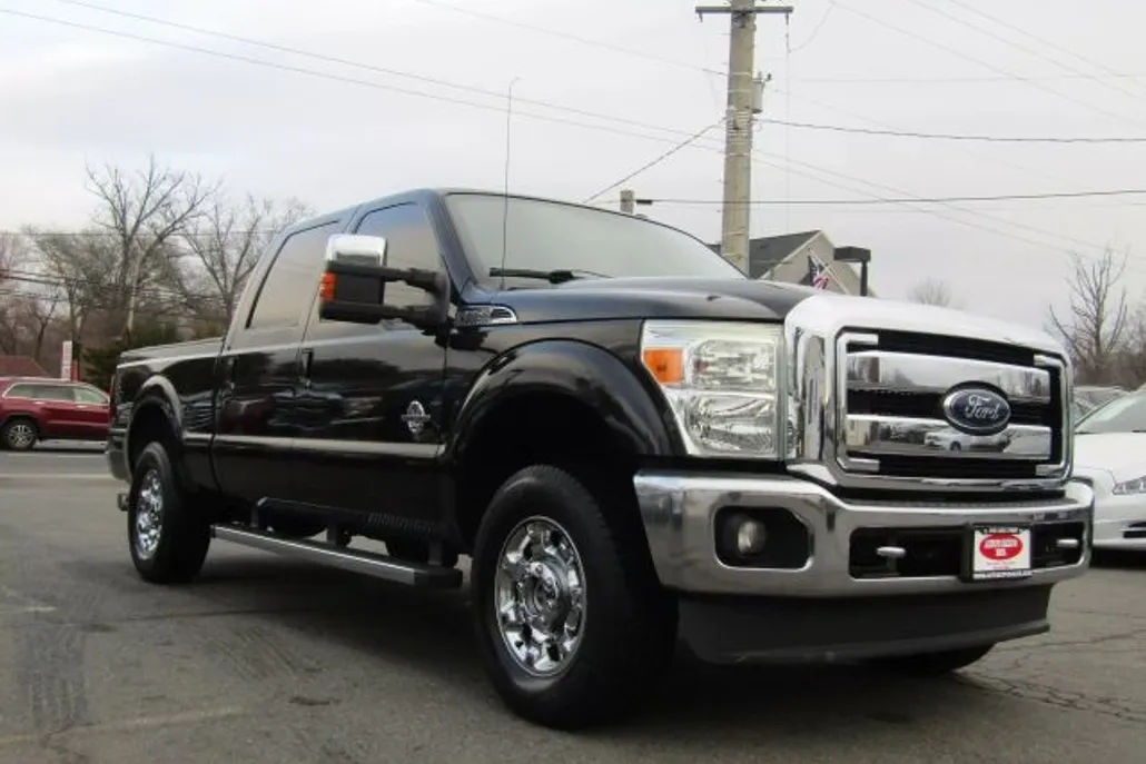 2012 Ford F-250 Lariat photo 1