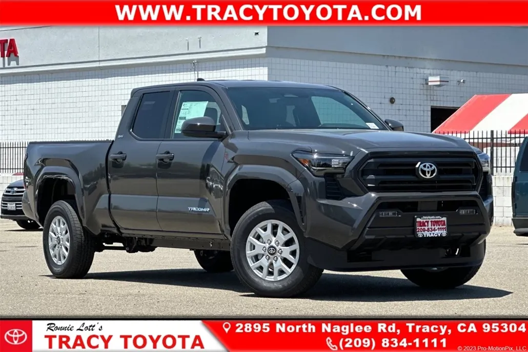 2025 Toyota Tacoma SR5 Double Cab photo 1