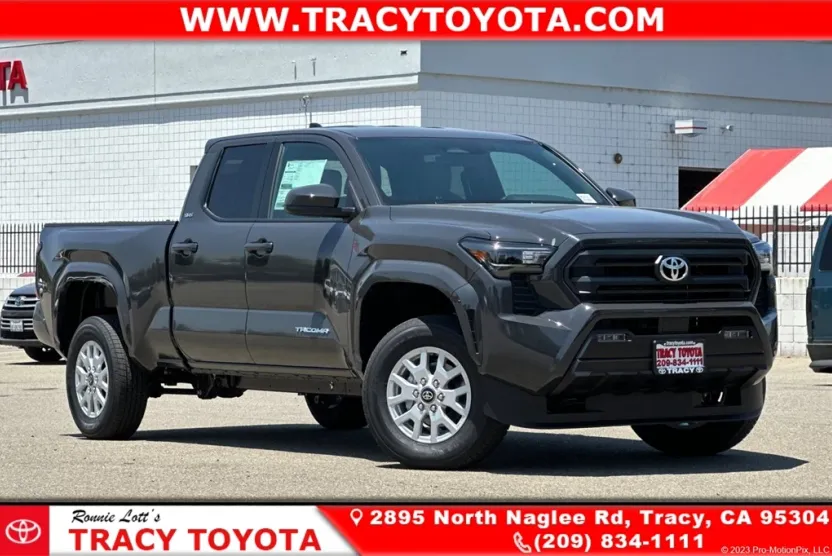 2025 Toyota Tacoma SR5 Double Cab photo 1
