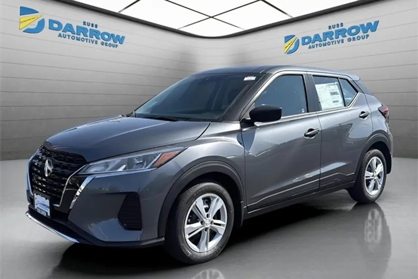 2025 Nissan Kicks Play S photo 1