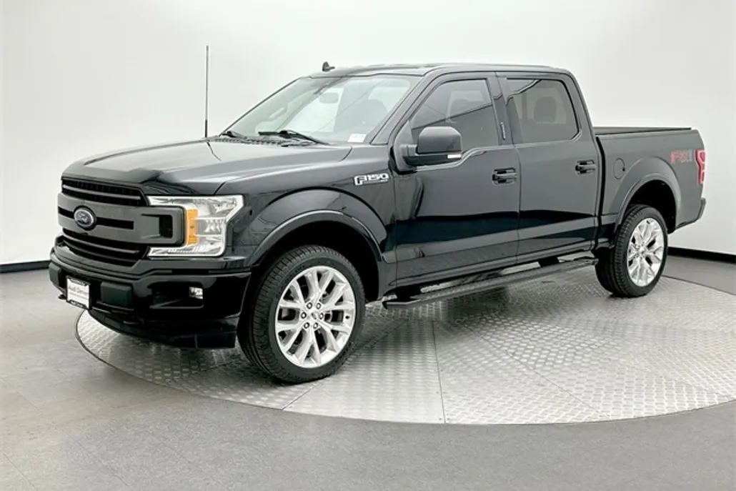 2020 Ford F-150 XLT photo 1