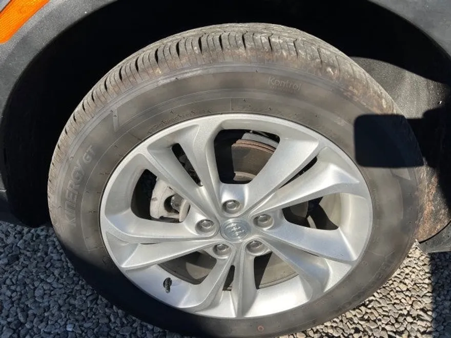 2023 Buick Encore GX Preferred photo 1