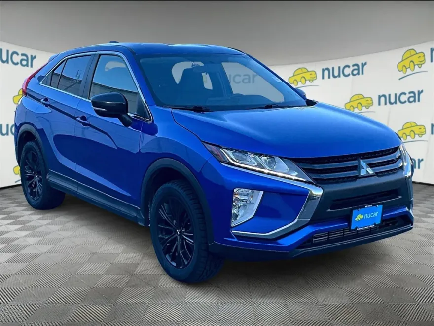 2020 Mitsubishi Eclipse Cross LE photo 1