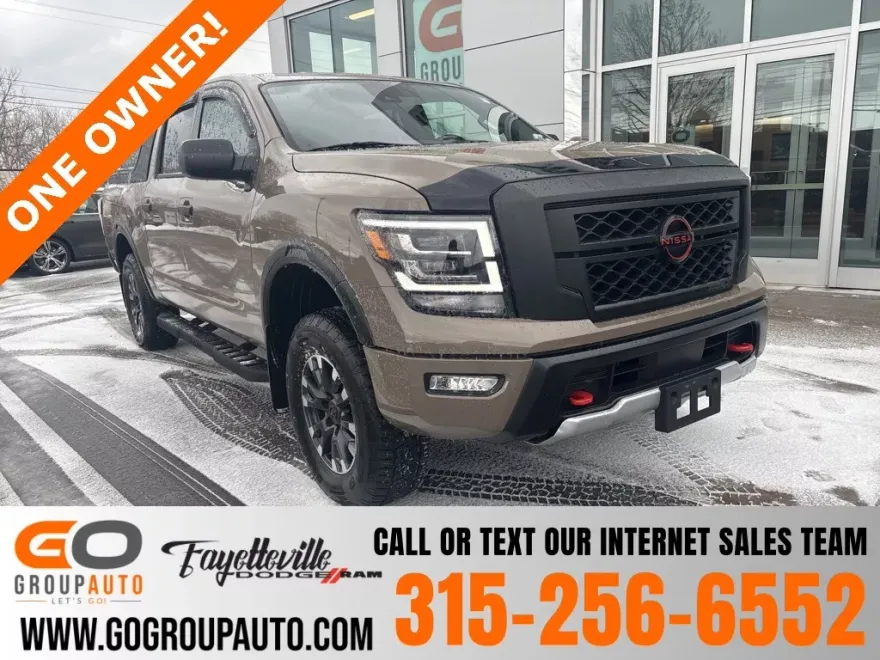 2024 Nissan Titan PRO-4X photo 1
