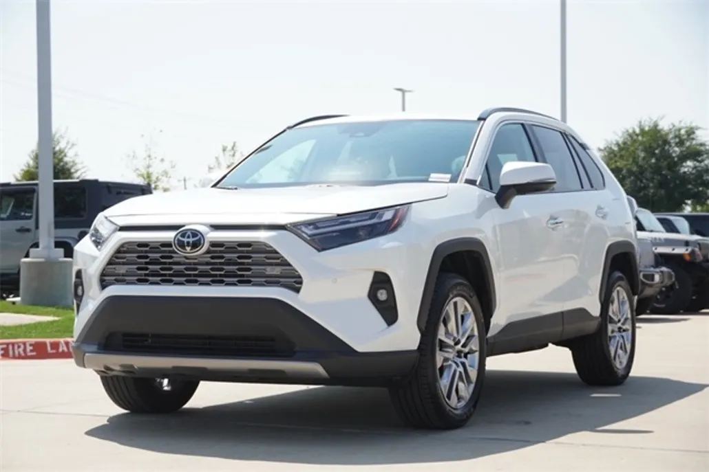 2024 Toyota RAV4 Limited photo 1