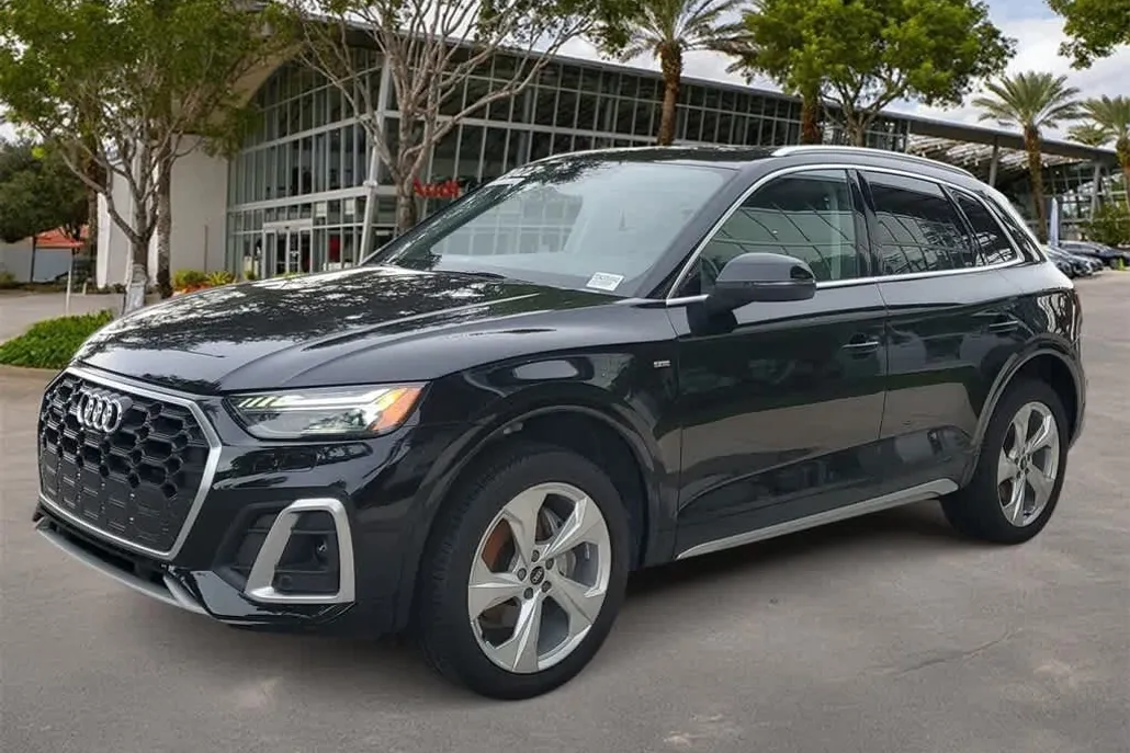2022 Audi Q5 S line Premium Prestige photo 1