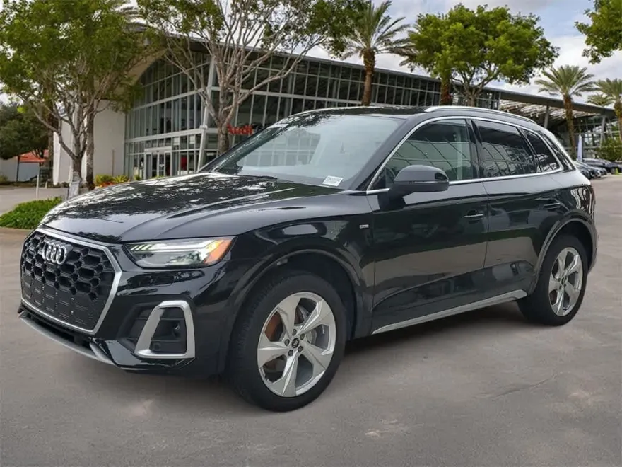 2022 Audi Q5 S line Premium Prestige photo 1
