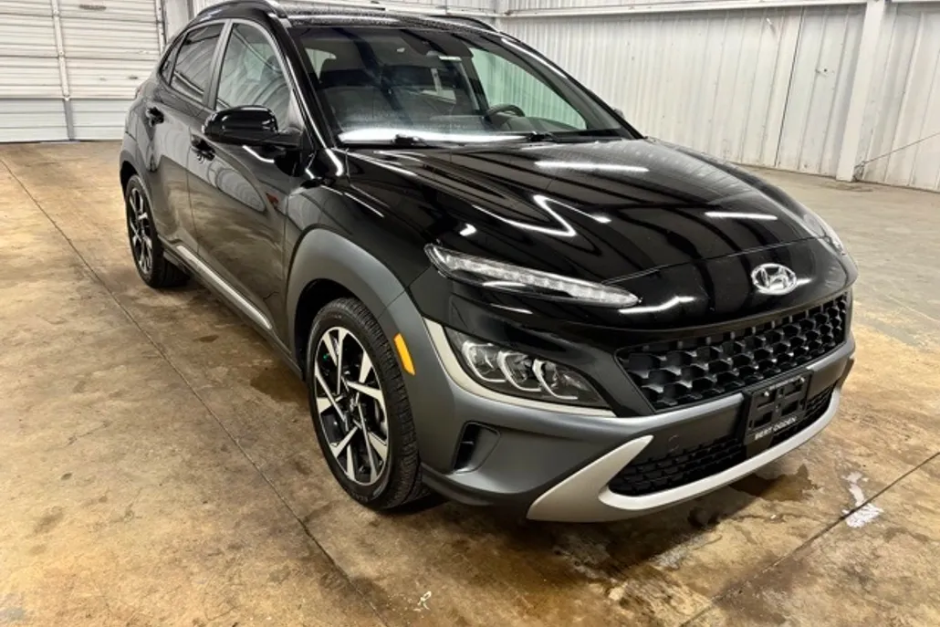 2022 Hyundai Kona Limited photo 1