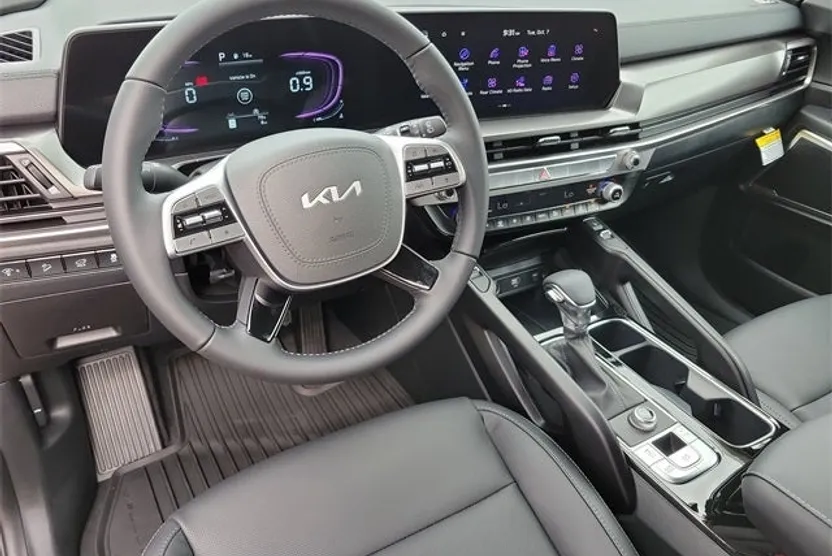 2025 Kia Telluride S photo 1