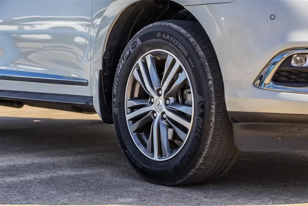 2020 Infiniti QX60 Luxe photo 1