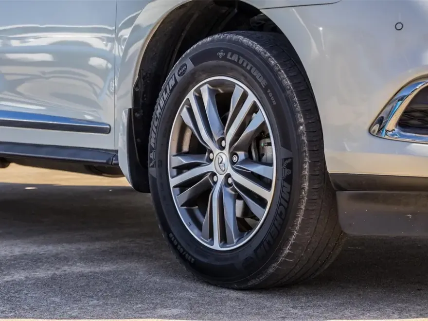 2020 Infiniti QX60 Luxe photo 1
