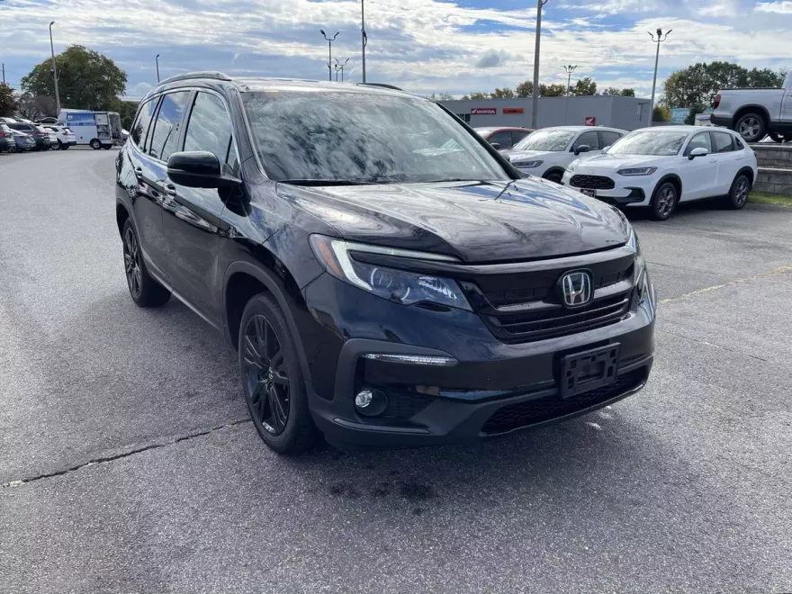 2022 Honda Pilot Special Edition photo 1
