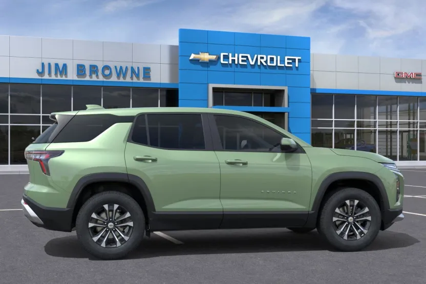 2026 Chevrolet Equinox LT photo 1