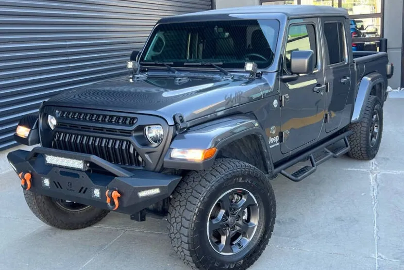2022 Jeep Gladiator Overland photo 1