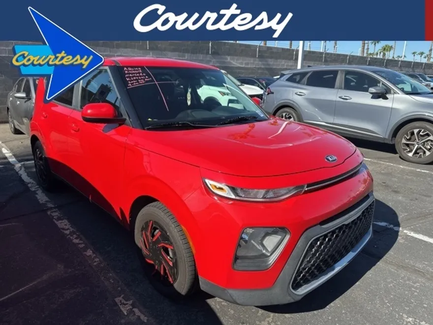 2020 Kia Soul LX photo 1