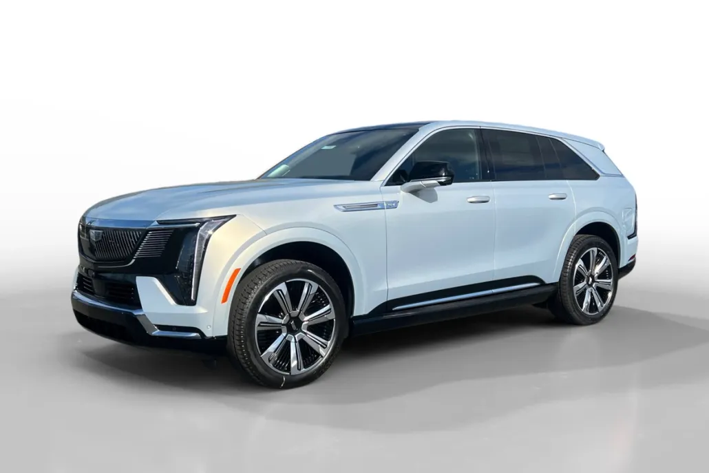 2025 Cadillac Escalade IQ Luxury photo 1