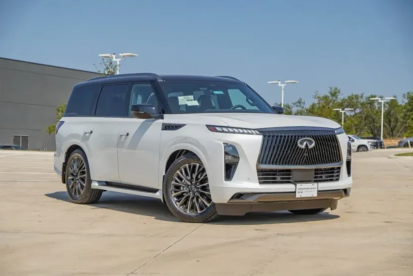 2026 Infiniti QX80 photo 1