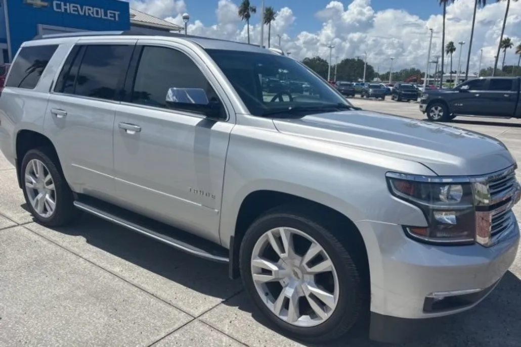 2020 Chevrolet Tahoe Premier photo 1