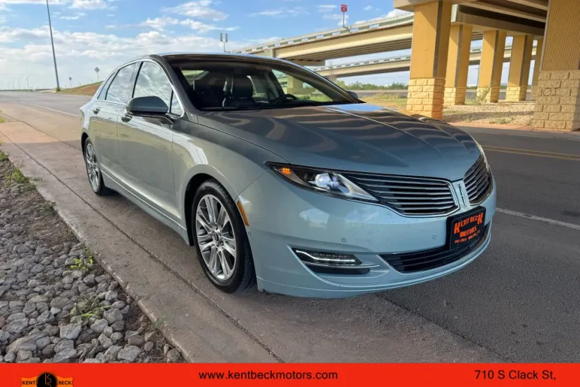 2014 Lincoln MKZ Hybrid photo 1