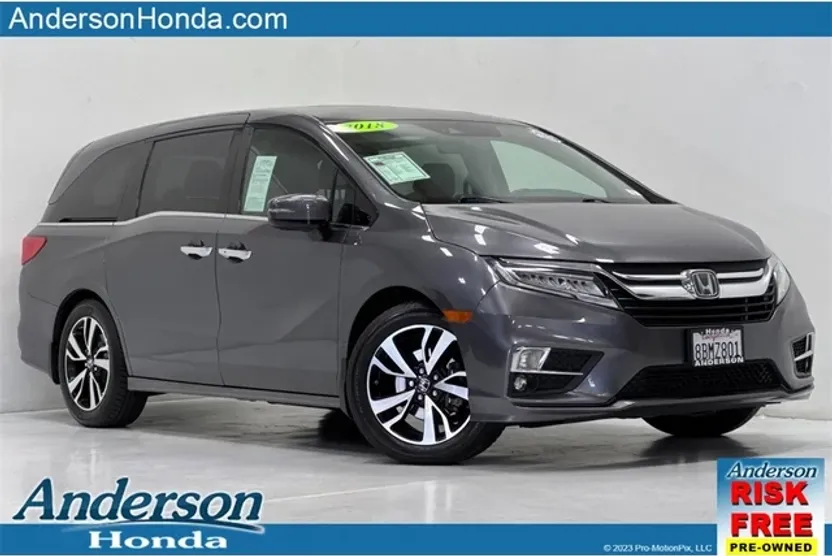 2018 Honda Odyssey Elite photo 1
