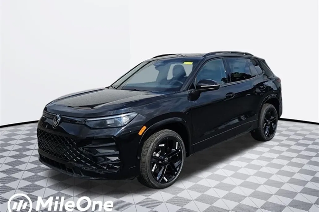 2025 Volkswagen Tiguan SE R-Line Black photo 1