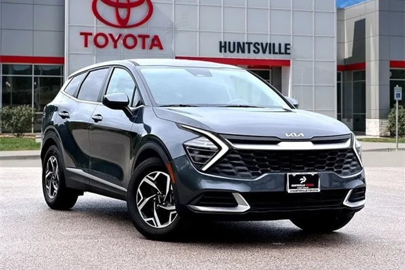 2024 Kia Sportage LX photo 1