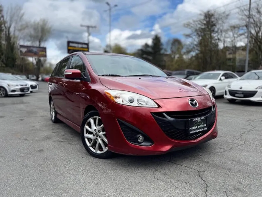 2015 Mazda Mazda5 Touring photo 1