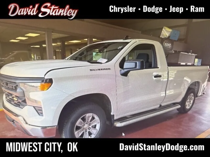 2024 Chevrolet Silverado 1500 photo 1