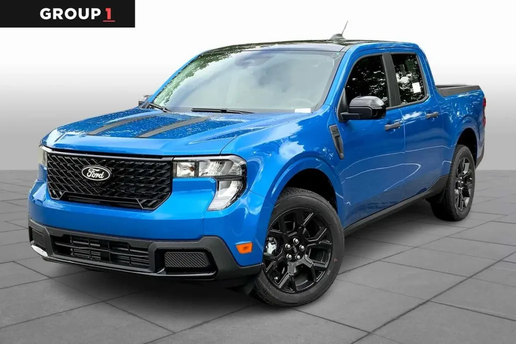 2025 Ford Maverick XLT photo 1