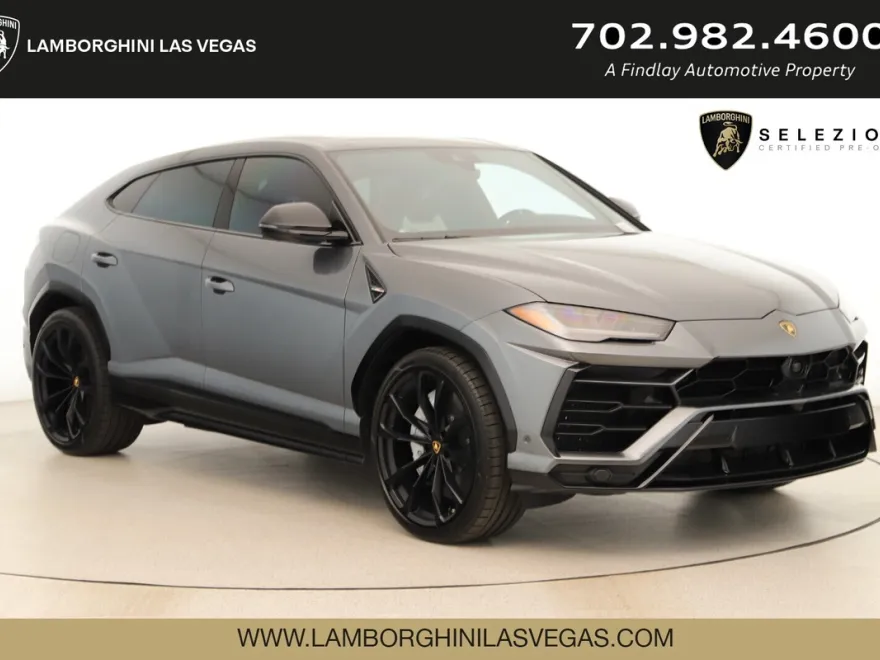 2020 Lamborghini Urus Base photo 1