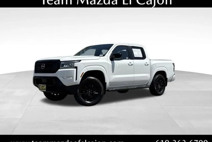 2023 Nissan Frontier SV photo 1
