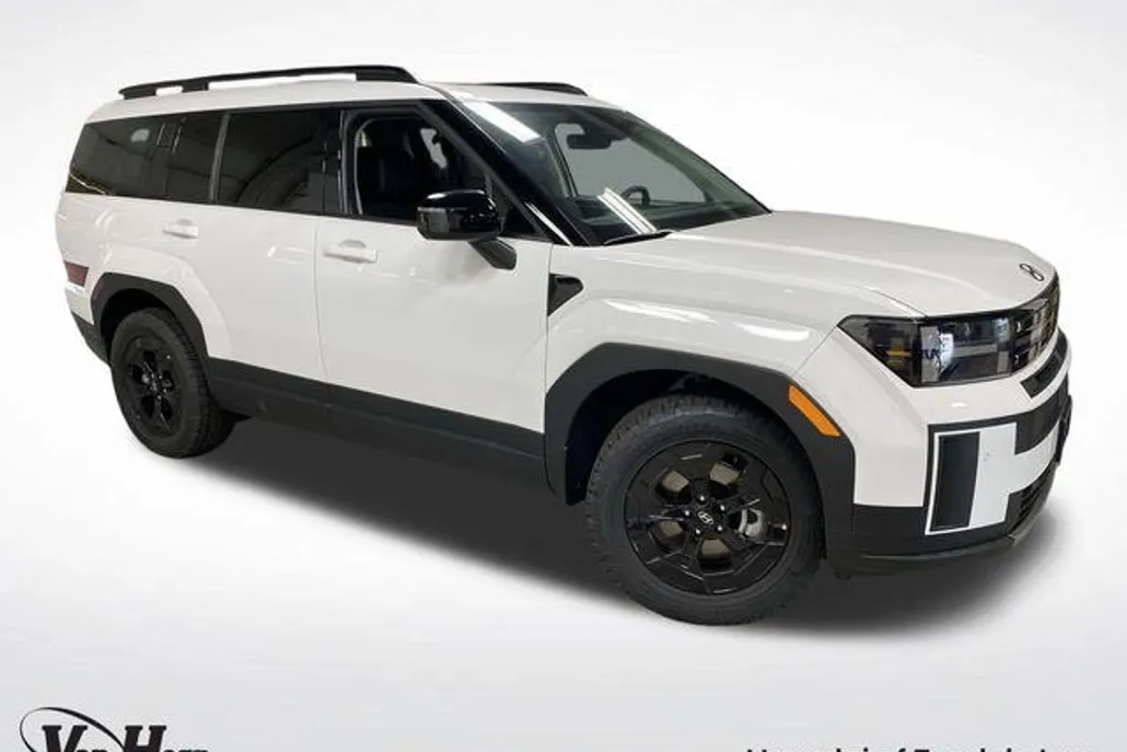 2025 Hyundai Santa Fe XRT photo 1