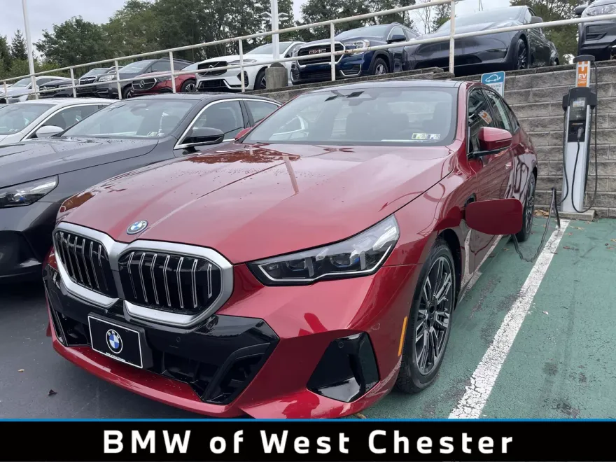 2026 Bmw 550e xDrive photo 1
