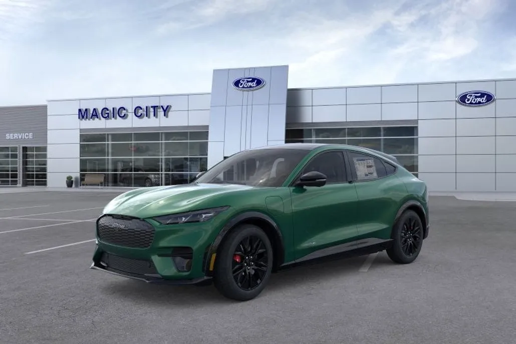 2025 Ford Mustang Mach-E Premium photo 1
